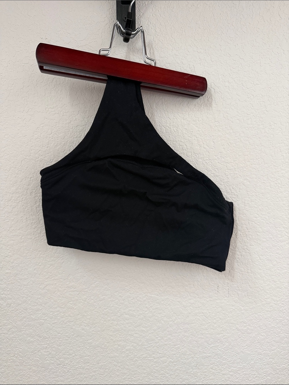 Alphalete Black One-Shoulder Sports Bra- Size S
